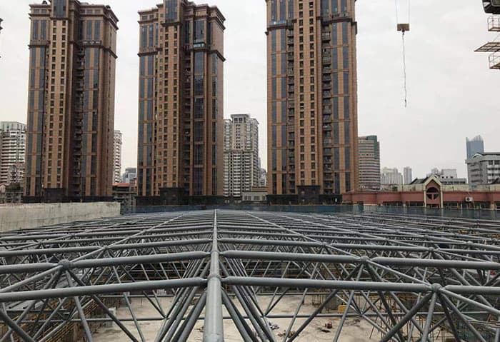 山南螺栓球网架结构